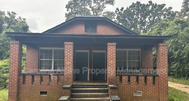 Building Photo - 114 Chestnut St Unit A-B Rental