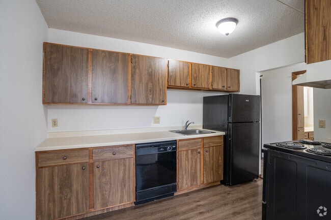 1BR, 1BA - 660SF - Kitchen