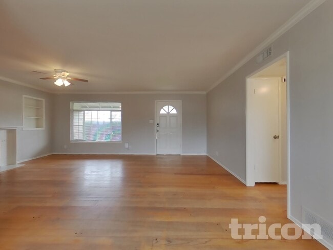 Photo - 7420 East Pkwy