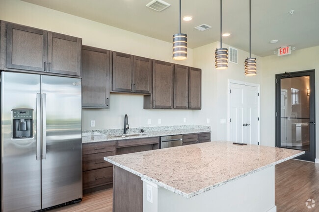 Community Room - 880 N Main Apartments