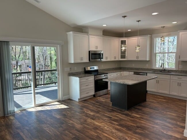 Photo - Well Maintained Home