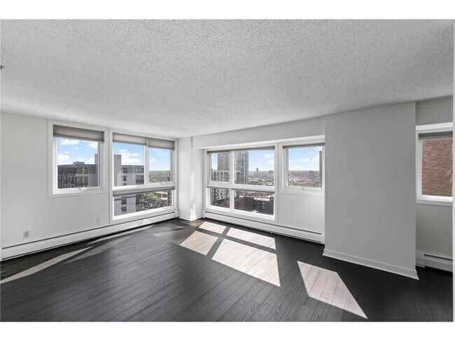 Photo - 433 S 7th St Unit 1814