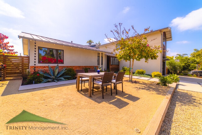 Photo - 616 Hymettus Ave