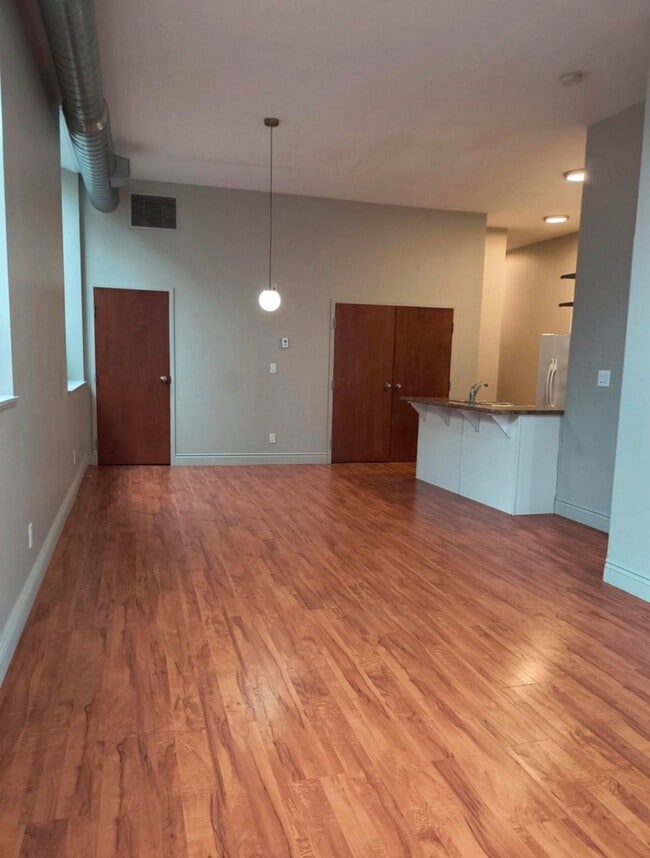 Photo - 202-78 Dalhousie St