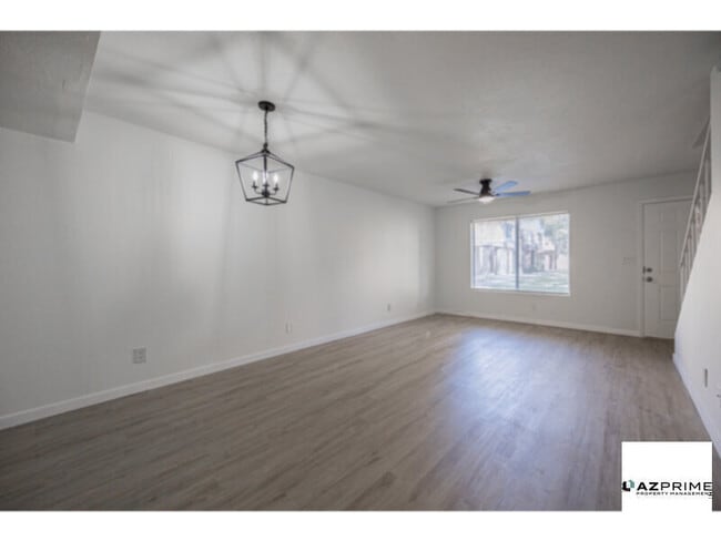 Photo - Spacious 2/1.5 Townhouse  in Phoenix's Alhambra!