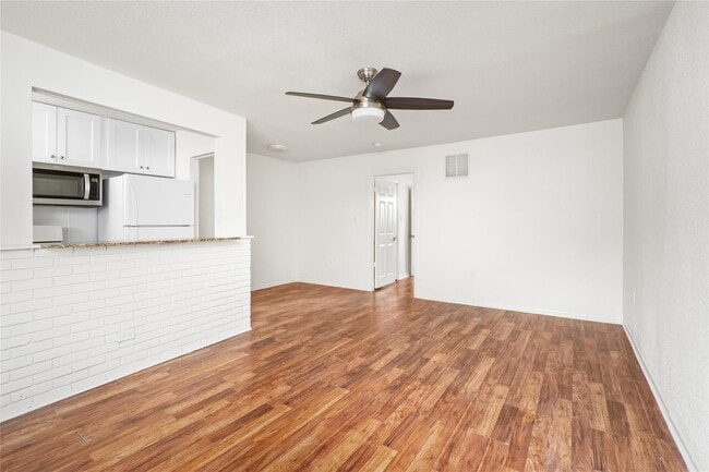 Photo - 3910 Dallas St Unit 6