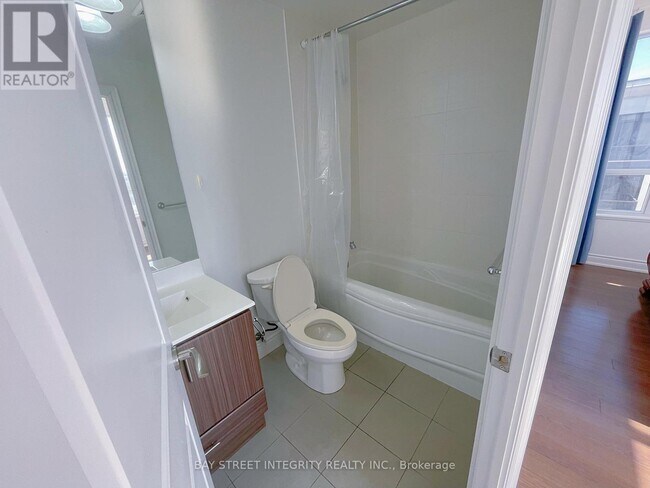 Photo - 89 S Town Centre Blvd Unité 1205