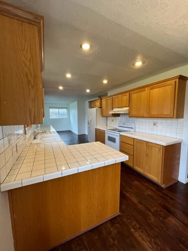 Photo - Coming Soon! 3 Bedroom 2 Bath McMinnville OR