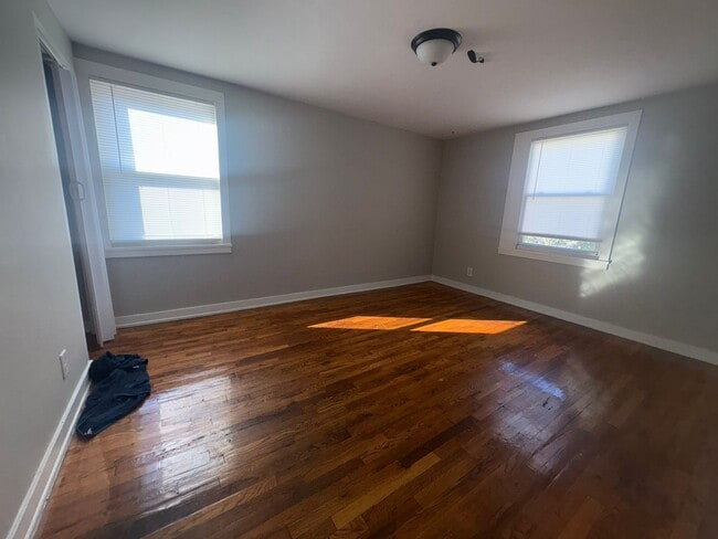 Photo - 2 Valley Pl N Unidad 2