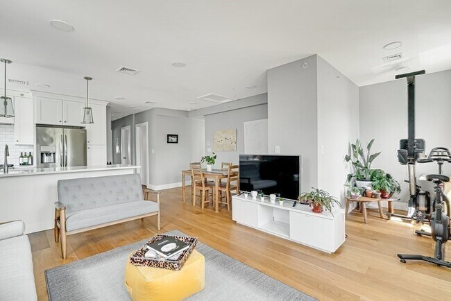 Photo - 19 Plymouth St Unit 3