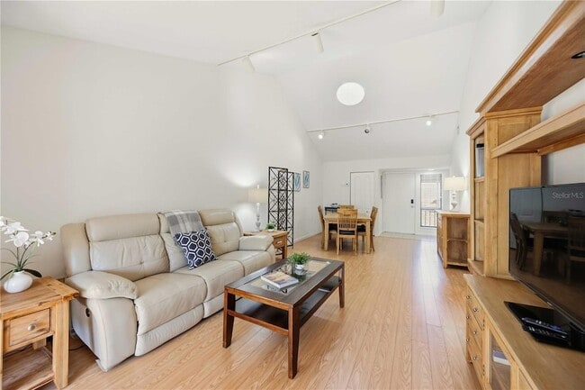 Photo - 1626 Brookhouse Dr Unit BR235