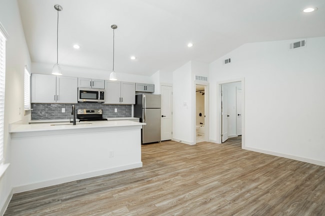 Photo - Parkside Green at Bishop Ridge