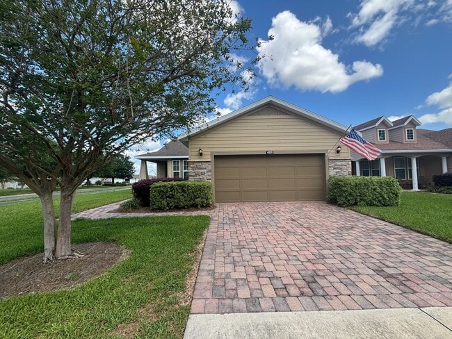 Photo - Beautiful move in ready, large 2/2 in Ocala Preserve - All ages