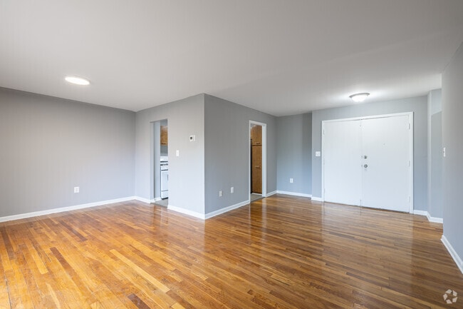 Hampshire House Apartments