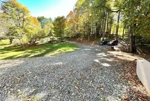 Photo - 168 Timberlane Dr Unidad Main room 1