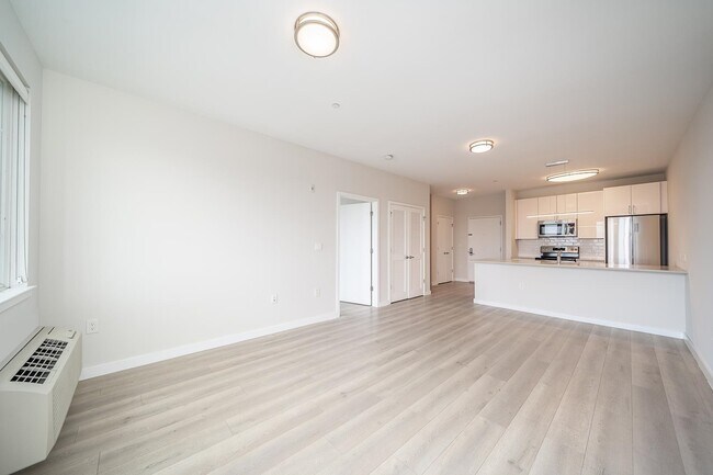 Building Photo - 16 Bennett St Unit 203 Rental