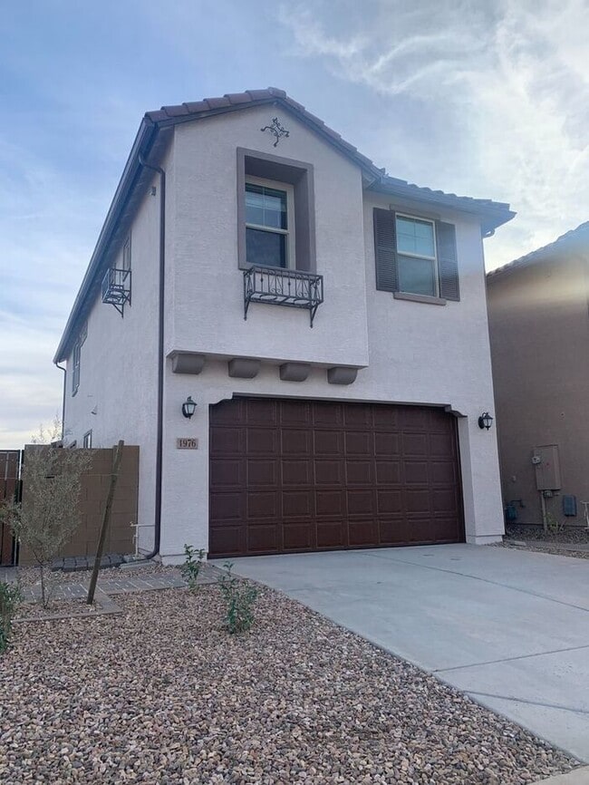 Photo - Newer home in most desirable home in Chandler, 3 Bed2 bath
