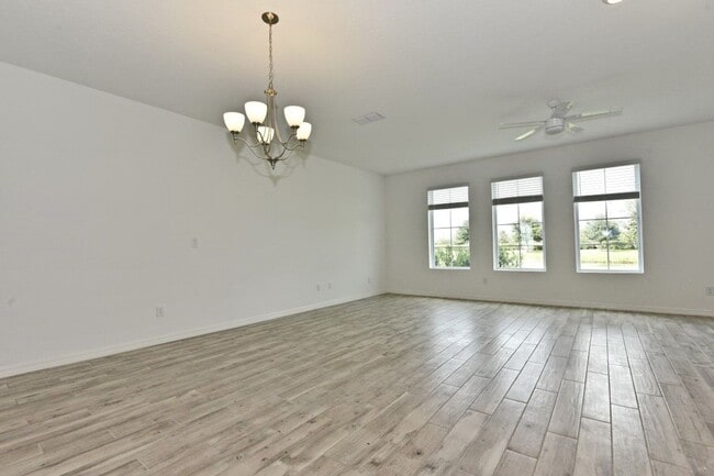 Photo - 720 Benoi Dr