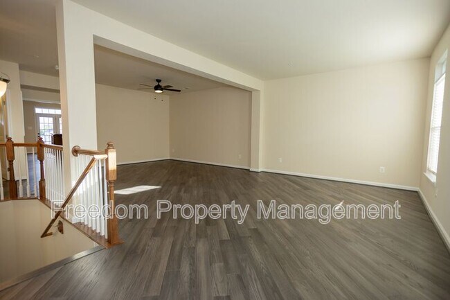 7408 Brunson Cir