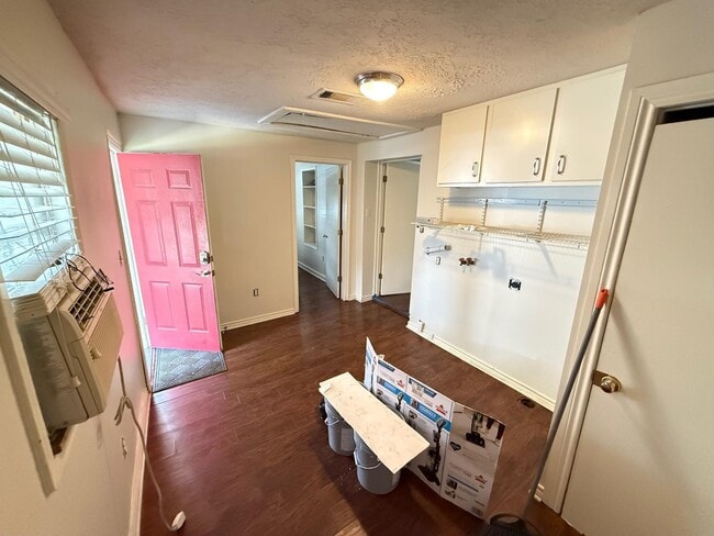 Photo - 5239 Kiam St