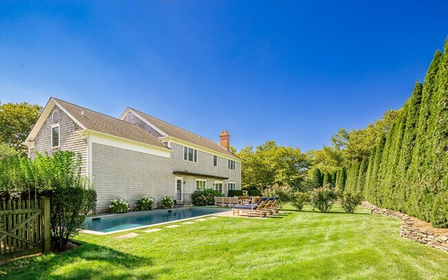 Photo - 110 Fox Hollow Ln