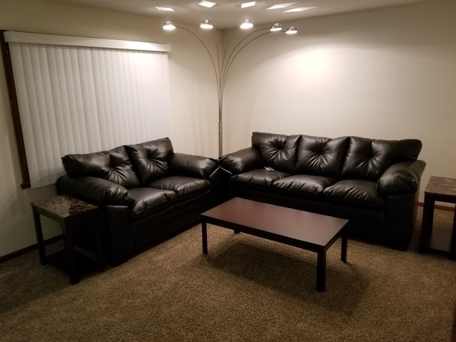 Living Room - 4221 Harvard Rd