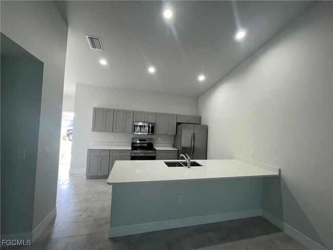 Photo - 1501 Gleason Pkwy