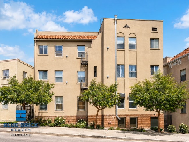 Building Photo - 1527 4th St Unit 103