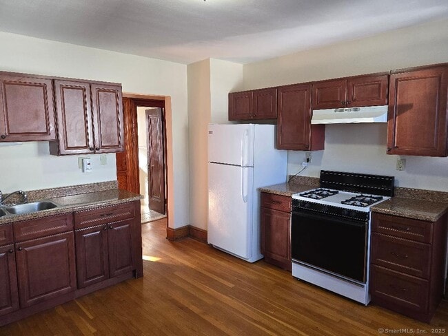 Photo - 39 Starview Ave Unit 2nd floor