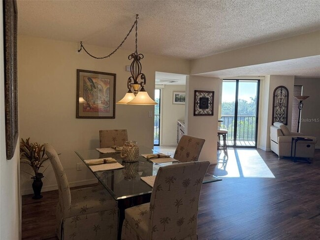 Photo - 25188 Marion Ave Unit D306