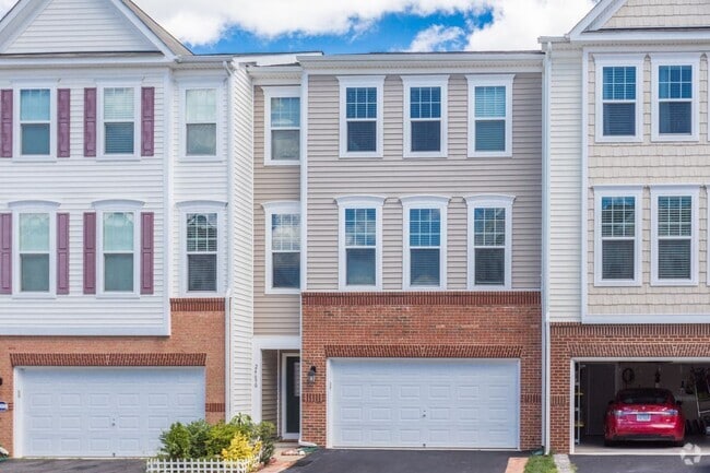 Building Photo - 24690 Capecastle Terrace Rental