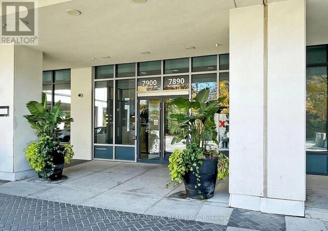 Photo - 7890 Bathurst St Unit 1709