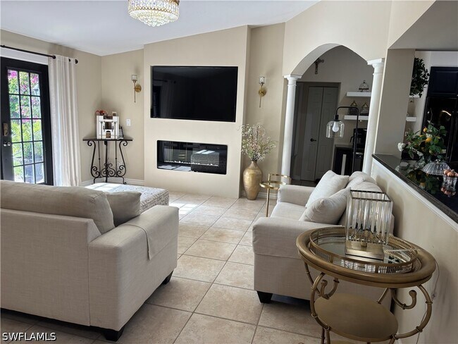 Photo - 1156 Oakes Blvd