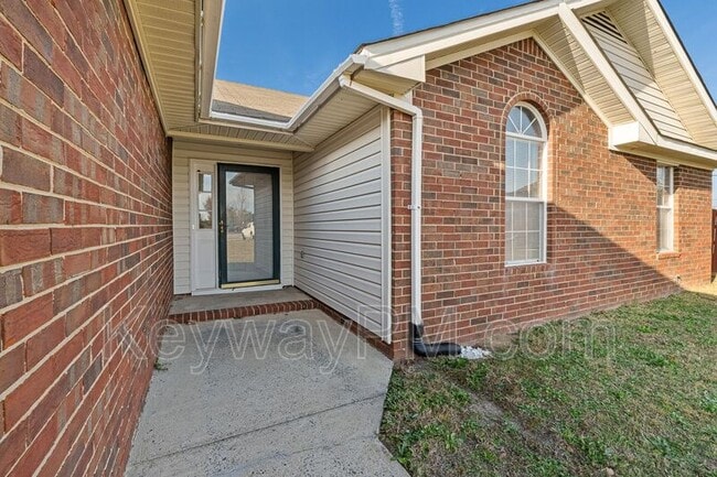 Photo - 124 Summerfield Cir