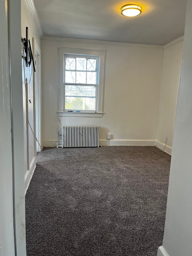 Building Photo - 1727 Madison Ave Unit 2nd floor