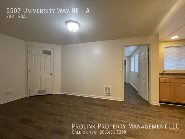 Photo - 5507 University Wy NE Unidad A