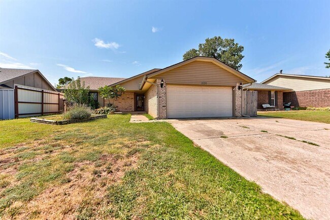 1030 Walsh Ln