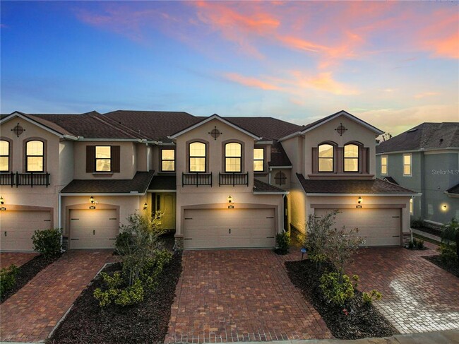 Photo - 5021 Skyview Ln Townhome