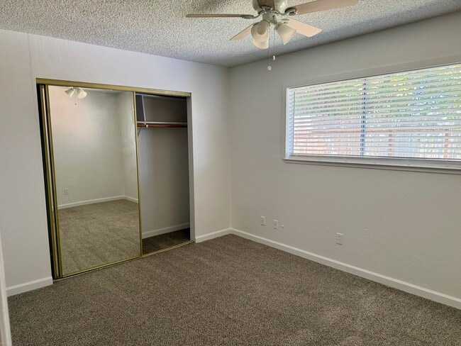 Photo - Spacious 3bd/2ba Fair Oaks Duplex with 2 Garage