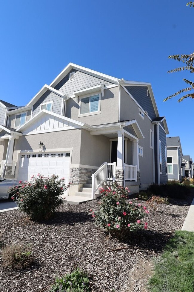 Photo - Upgraded Pet Friendly Lehi townhome