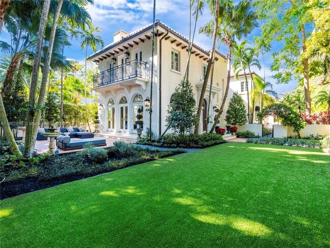 Photo - 2700 Columbus Blvd Casa