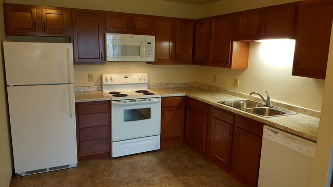 Photo - Marshfield Columns