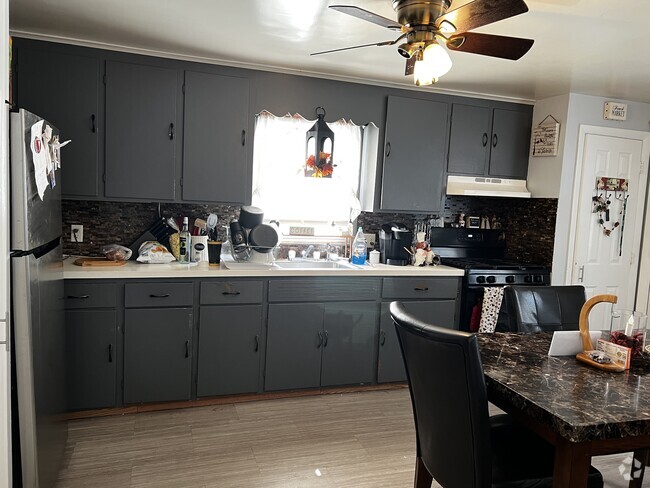 Building Photo - Humphrey Residences Unit 268 Rental