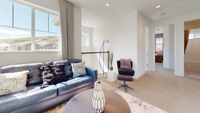 Photo - 31 Cortina Dr