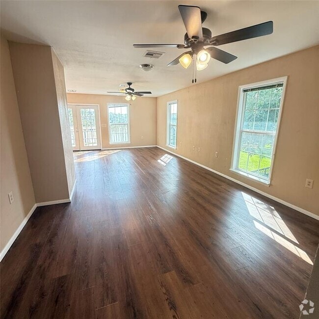 Building Photo - 6326 County Rd 659 Rental