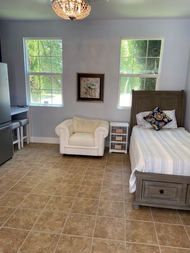 Studio Casita - 30685 Desert Eagle Way Unit Casita