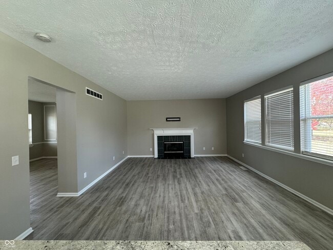 Photo - 344 W Columbine Ln