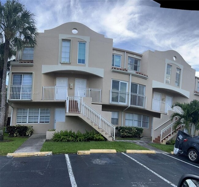 Building Photo - 8660 NW 5th Terrace Rental
