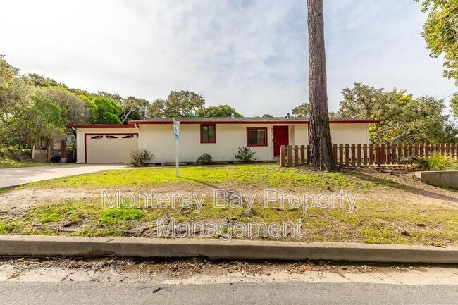 Photo - 901 Sinex Ave