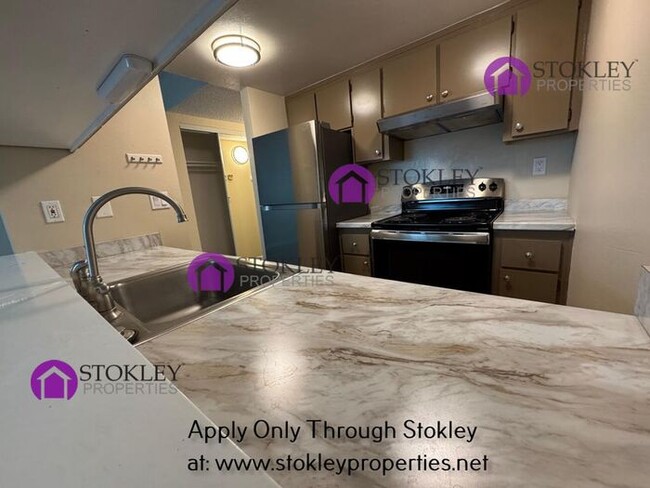 Photo - 1410 Kenwal Rd